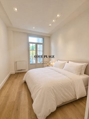 ROYAN CENTRE VILLE SUPERBE APPARTEMENT AU PRIX DE 472 500 €