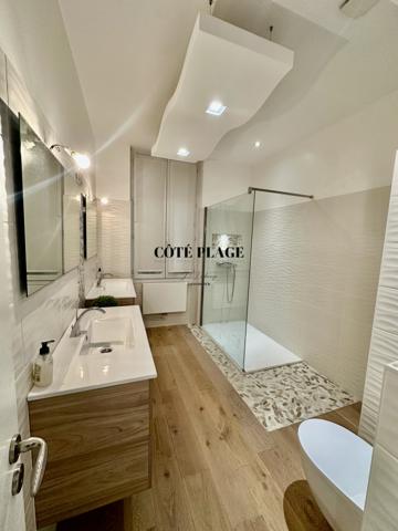 ROYAN CENTRE VILLE SUPERBE APPARTEMENT AU PRIX DE 472 500 €