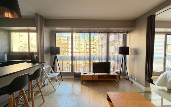 Appartement à louer    2 pièces • 37,25 m2 Paris 11