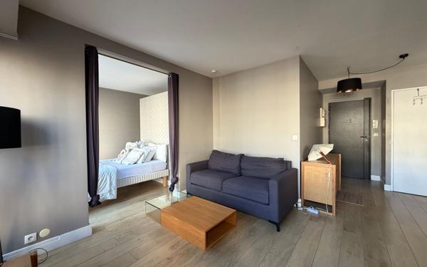 Appartement à louer    2 pièces • 37,25 m2 Paris 11