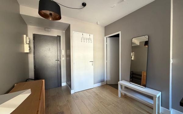 Appartement à louer    2 pièces • 37,25 m2 Paris 11