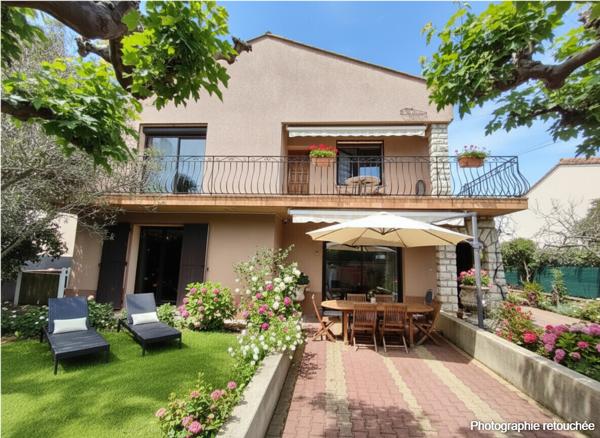 Maison familiale 180 m2 390 000 €