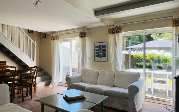 Maison à vendre    10 pièces •  Sainte-Marie-de-Ré