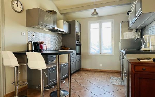 Maison à vendre    10 pièces •  Sainte-Marie-de-Ré