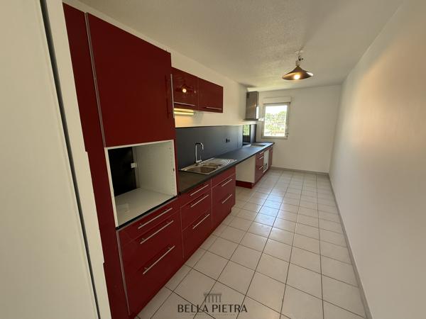 APPARTEMENT T4 MONTCALM