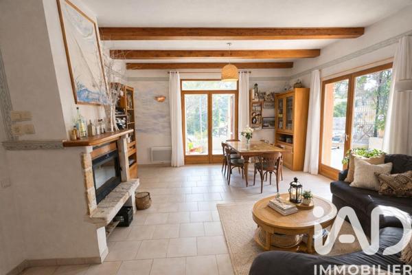 Maison à vendre 5 pièces 204 m² Ventabren