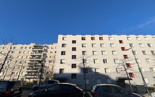 Appartement à louer    2 pièces •  Saint-Étienne