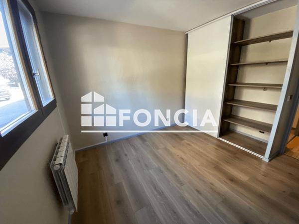 Location Appartement 3 pièces 62.75 m² - 72 AVENUE DE GENEVE Annecy 74000