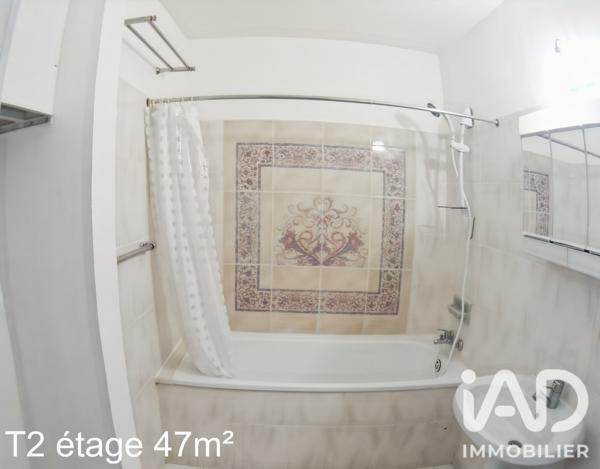 Immeuble à vendre 178 m² Nîmes