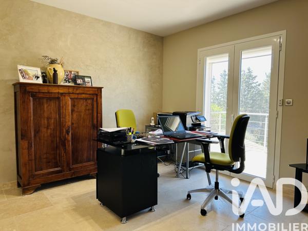 Maison à vendre 5 pièces 250 m² Beaucaire