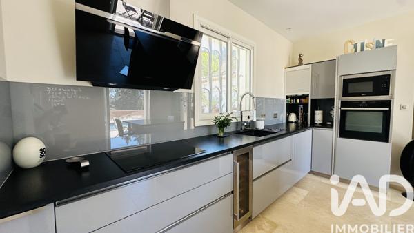 Maison à vendre 5 pièces 250 m² Beaucaire