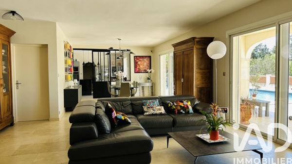Maison à vendre 5 pièces 250 m² Beaucaire