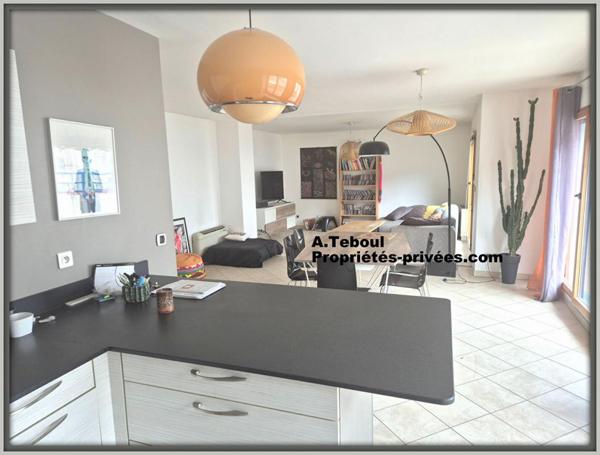 APPARTEMENT T5 : TOIT/TERRASSE DE 140M² AVEC 2 TERRASSES DE 60M²