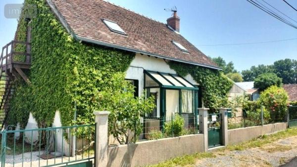 Maison de ville à vendre à Écueillé dans l'Indre (36240), ref : 016/424