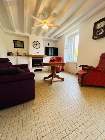 Maison de ville à vendre à Écueillé dans l'Indre (36240), ref : 016/424