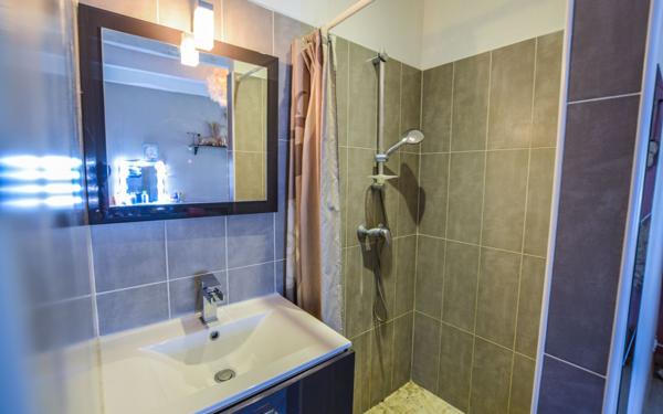 Maison à vendre    5 pièces •  Rochefort-du-Gard