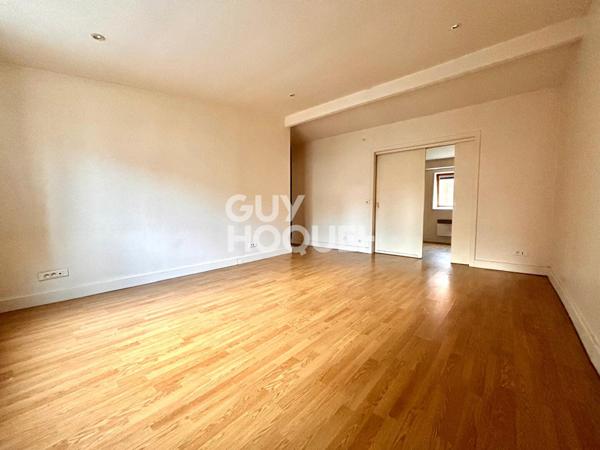 PORTE DE CLIGNANCOURT - 2/3 PIÈCES - 53,22 M²