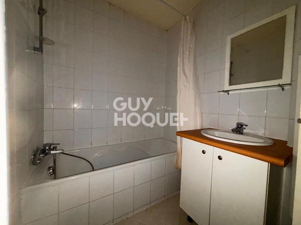 PORTE DE CLIGNANCOURT - 2/3 PIÈCES - 53,22 M²