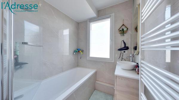 Appartement 3 pièces avec BALCON + BOX