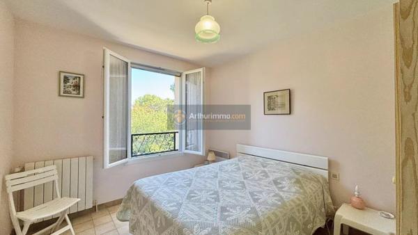 Vente                                                      Maison
                        
                     4 pièces                      126 m2                     à Saint-Aygulf