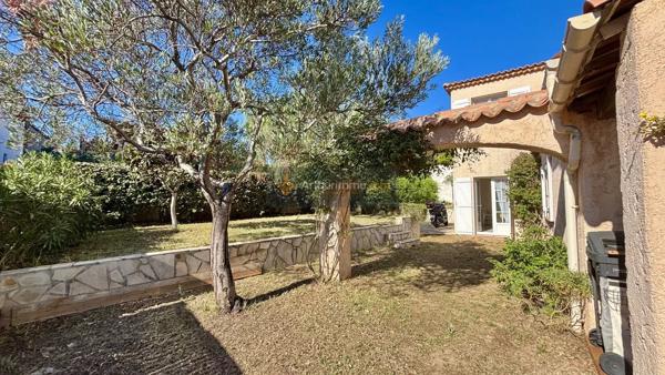 Vente                                                      Maison
                        
                     4 pièces                      126 m2                     à Saint-Aygulf