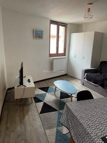 Location                                                      Studio
                        
                     1 pièces                      19 m2                     à Digne-les-Bains