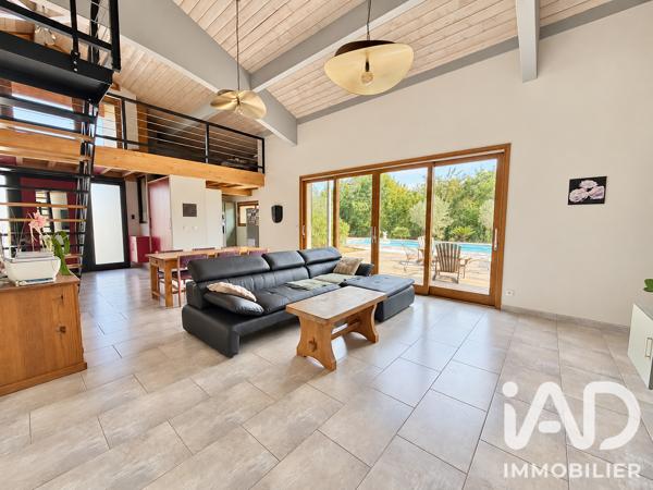 Maison à vendre 5 pièces 200 m² Sainte-Marie