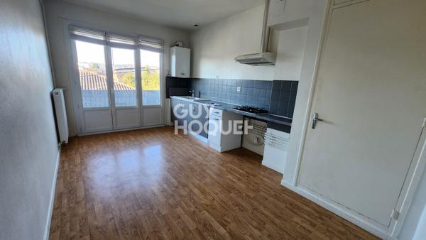 Immeuble 2 appartements et 2 garages 167 m2