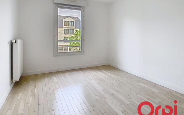 Appartement à vendre    2 pièces • 44 m2 Châtenay-Malabry