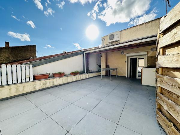 MAISON DE BOURG AVEC TERRASSE - COURNON D'AUVERGNE - Cournon d auvergne