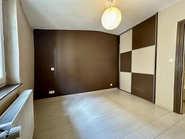 MAISON DE BOURG AVEC TERRASSE - COURNON D'AUVERGNE - Cournon d auvergne