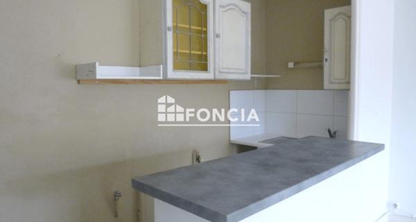 Location Studio 24.78 m² - Neuville-sur-saône 69250