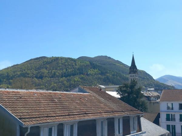 Plateau penthouse à vendre 2 pièces LOURDES (65)