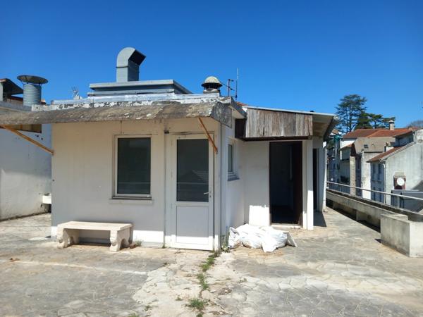 Plateau penthouse à vendre 2 pièces LOURDES (65)