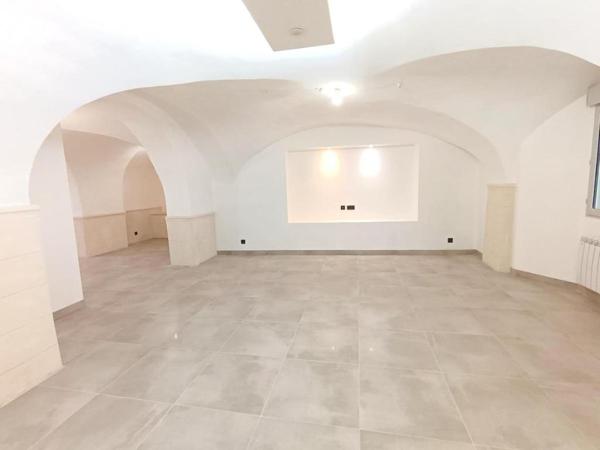 MONTELIMAR, Maison de ville rénovée de 140 m2