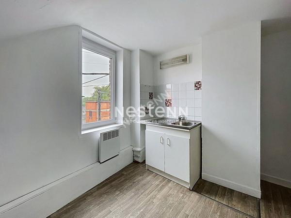 Immeuble de rapport - 3 T3 - Centre-ville de Somain - Idéal investisseur - jardin commun -