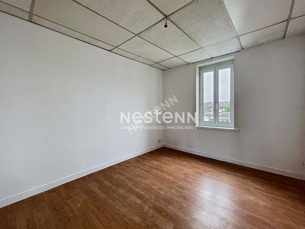 Immeuble de rapport - 3 T3 - Centre-ville de Somain - Idéal investisseur - jardin commun -