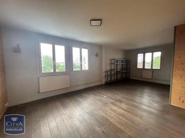 Appartement à louer 2 pièces 51.87m² Lille (59000)