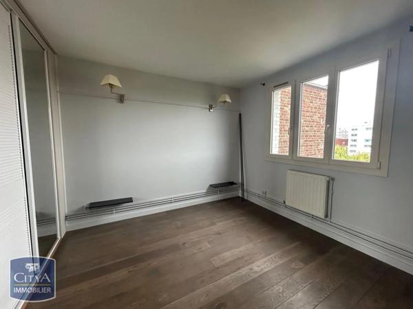 Appartement à louer 2 pièces 51.87m² Lille (59000)