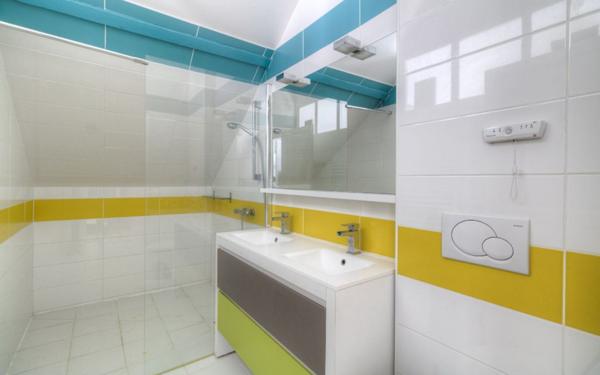Maison à vendre    8 pièces •  Épône