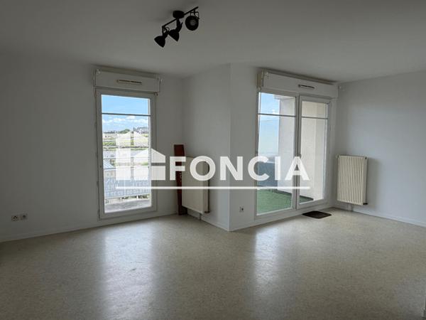 Location Appartement 3 pièces 56.01 m² - 38 RUE DE L'EPARGNE Chartres 28000