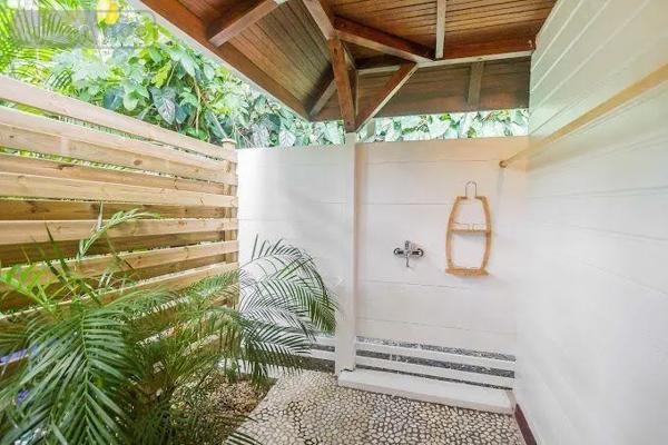 Achat - Propriété | Autres types de propriété Deshaies 97126 9 pièces 312 m 2 12035 m 2