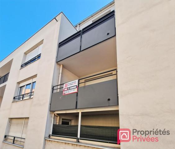 Villeurbanne (69100), Appartement 3 pièces de 61 m2, 2 chambres, Immeuble récent de standing, garage. Parfait état!