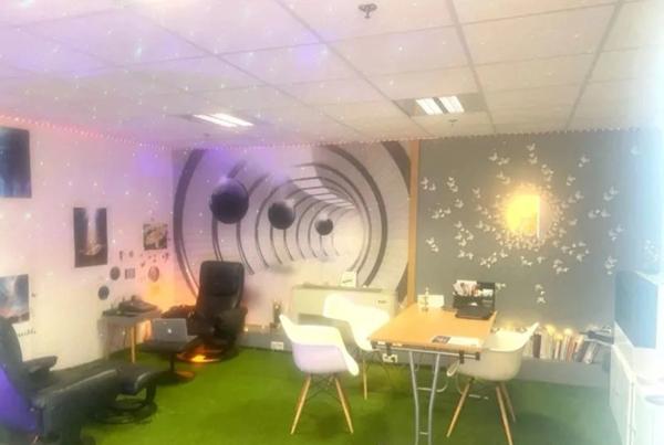 Local/bureau à louer Loyer mensuel TTC 890 €