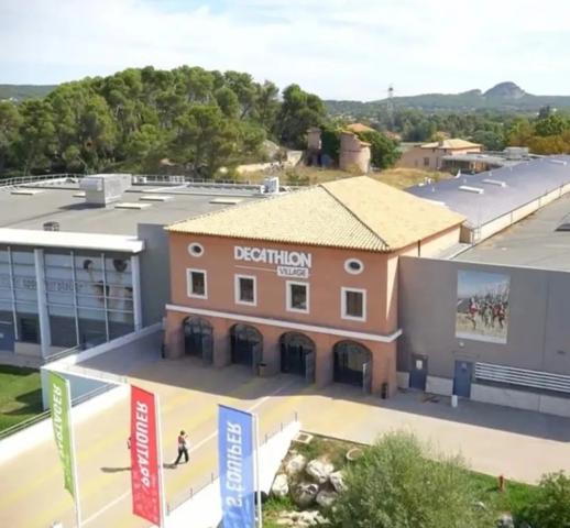 Local/bureau à louer Loyer mensuel TTC 890 €