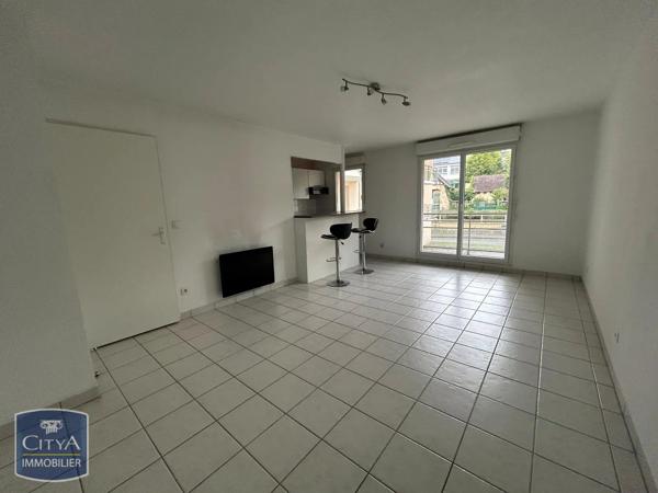 Appartement à louer 2 pièces 46.75m² Le Trait (76580)