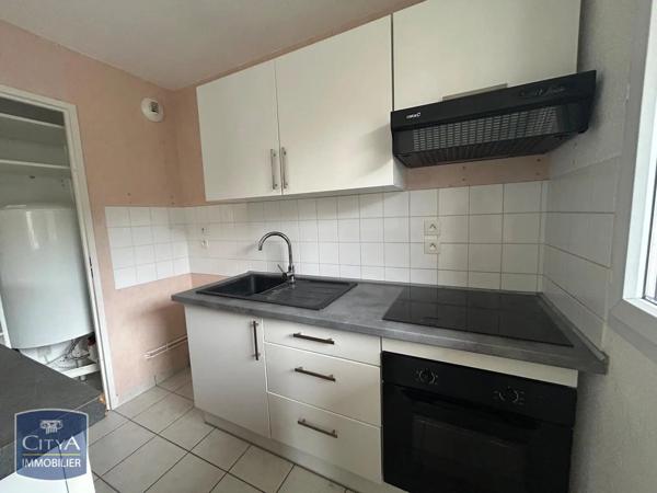 Appartement à louer 2 pièces 46.75m² Le Trait (76580)