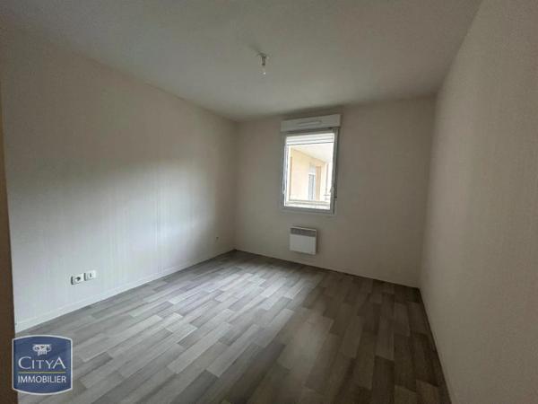 Appartement à louer 2 pièces 46.75m² Le Trait (76580)