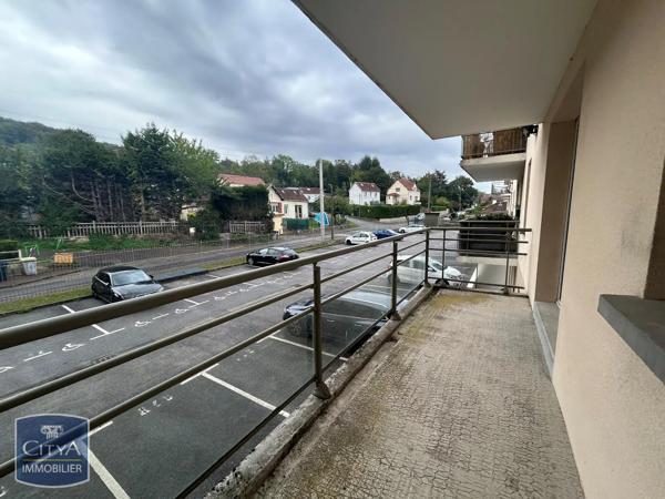 Appartement à louer 2 pièces 46.75m² Le Trait (76580)