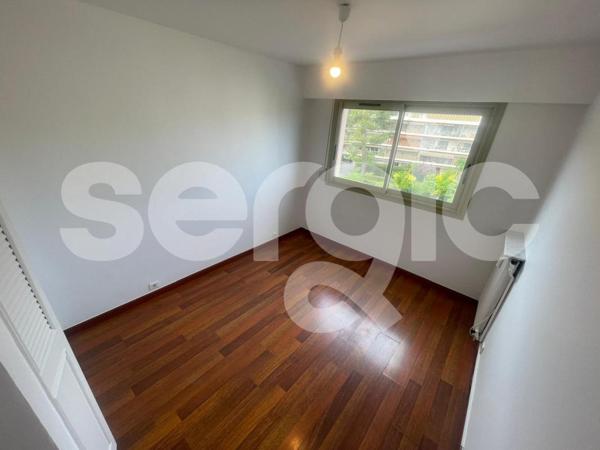 Location 3 Pieces 59 06110 Le Cannet 57 0954 01 0388